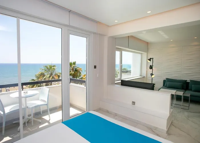 Les Palmiers Sunorama * Larnaca