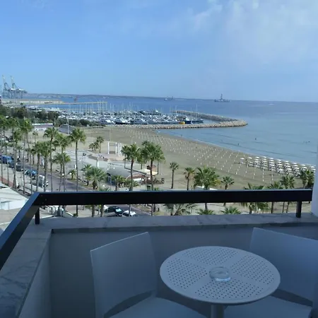 Les Palmiers Sunorama * Larnaca